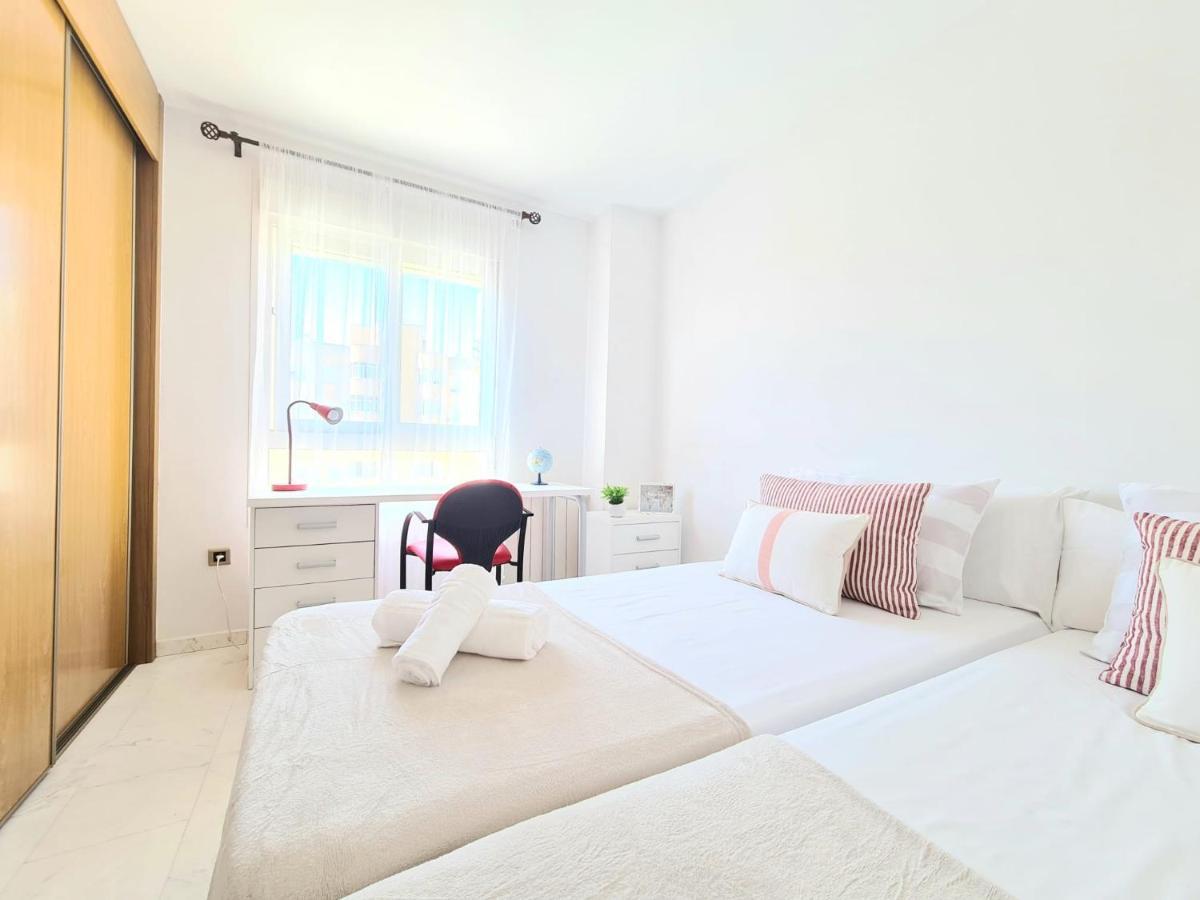 Apartamento 3 Dormitorios Málaga Exterior foto